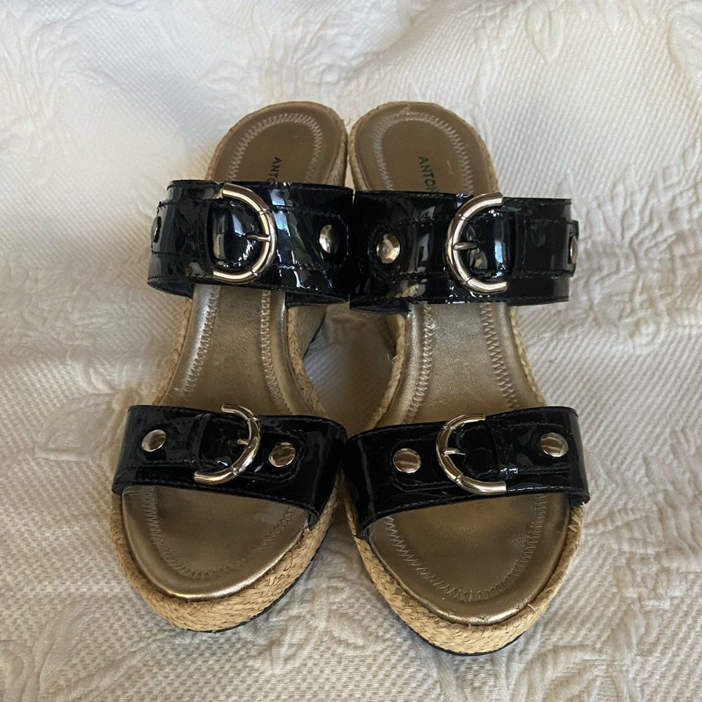 ANTONIO MELANI PATENT LEATHER